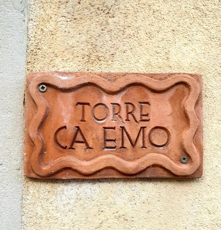 Torre Ca Emo, La Mansarda Di Serravalle Vittorio Veneto Bagian luar foto